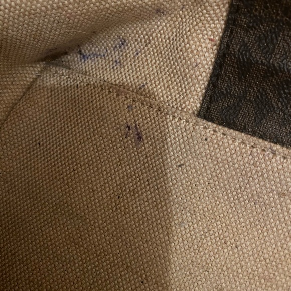 MICHAEL KORS Signature Eva Tote Shoulder Bag w/ Embossed Croc Leather Trim - Picture 9 of 16